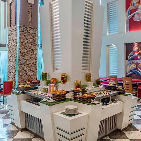 Radisson Noida Ξενοδοχείο Εξωτερικό φωτογραφία