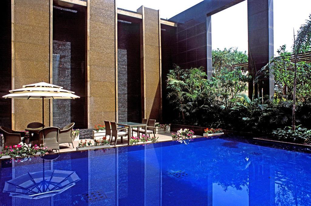 Radisson Noida Ξενοδοχείο Εξωτερικό φωτογραφία