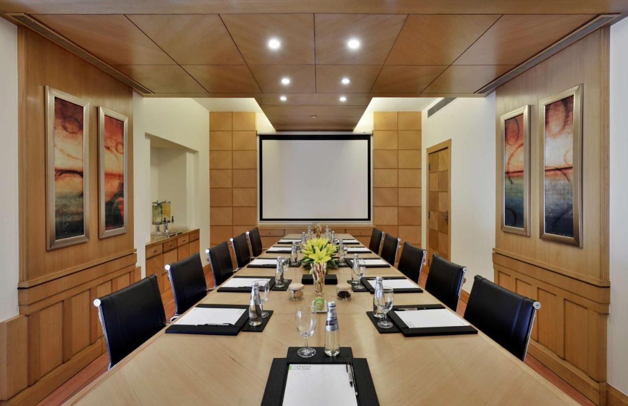 Radisson Noida Ξενοδοχείο Εξωτερικό φωτογραφία