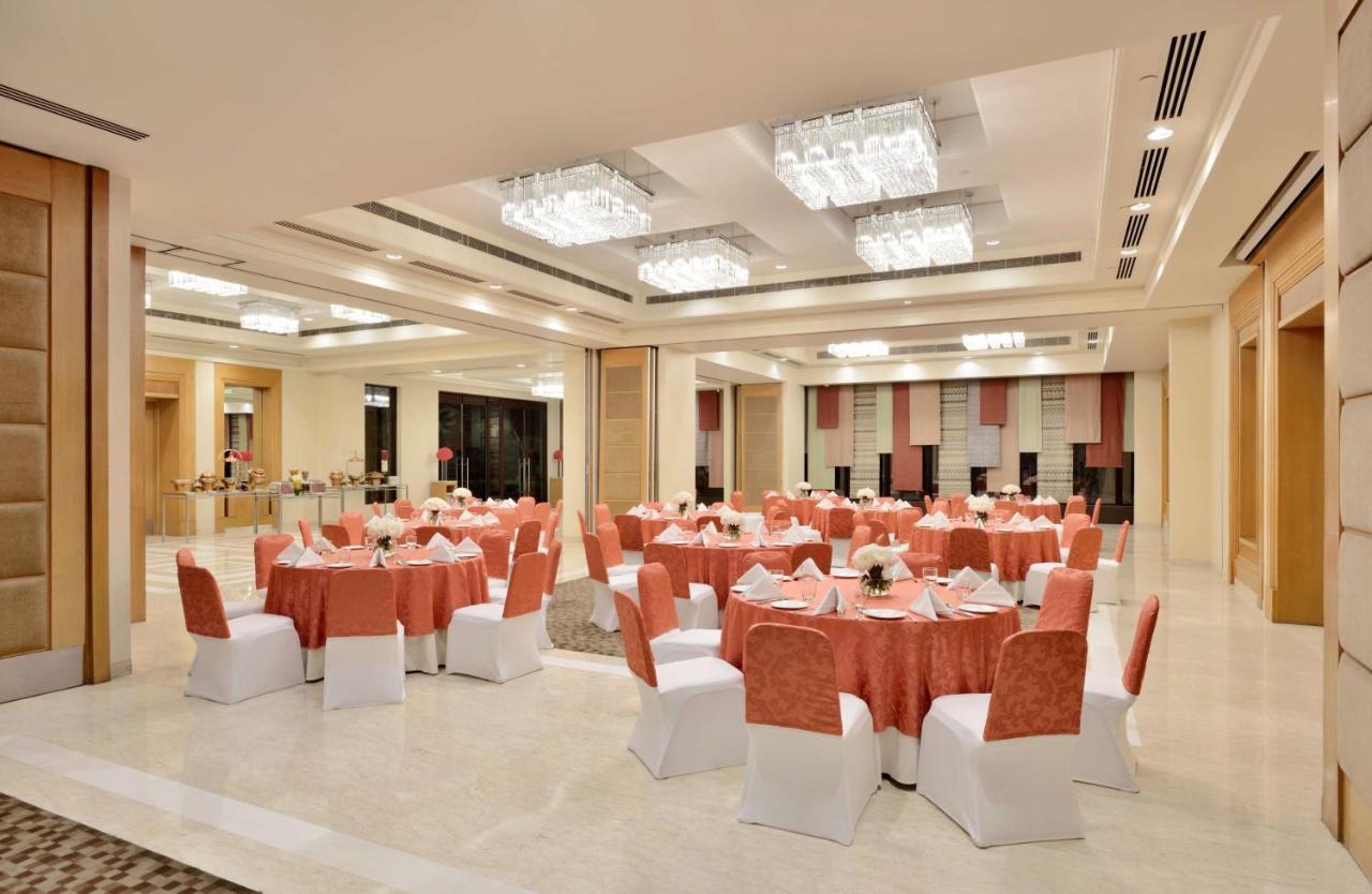 Radisson Noida Ξενοδοχείο Εξωτερικό φωτογραφία