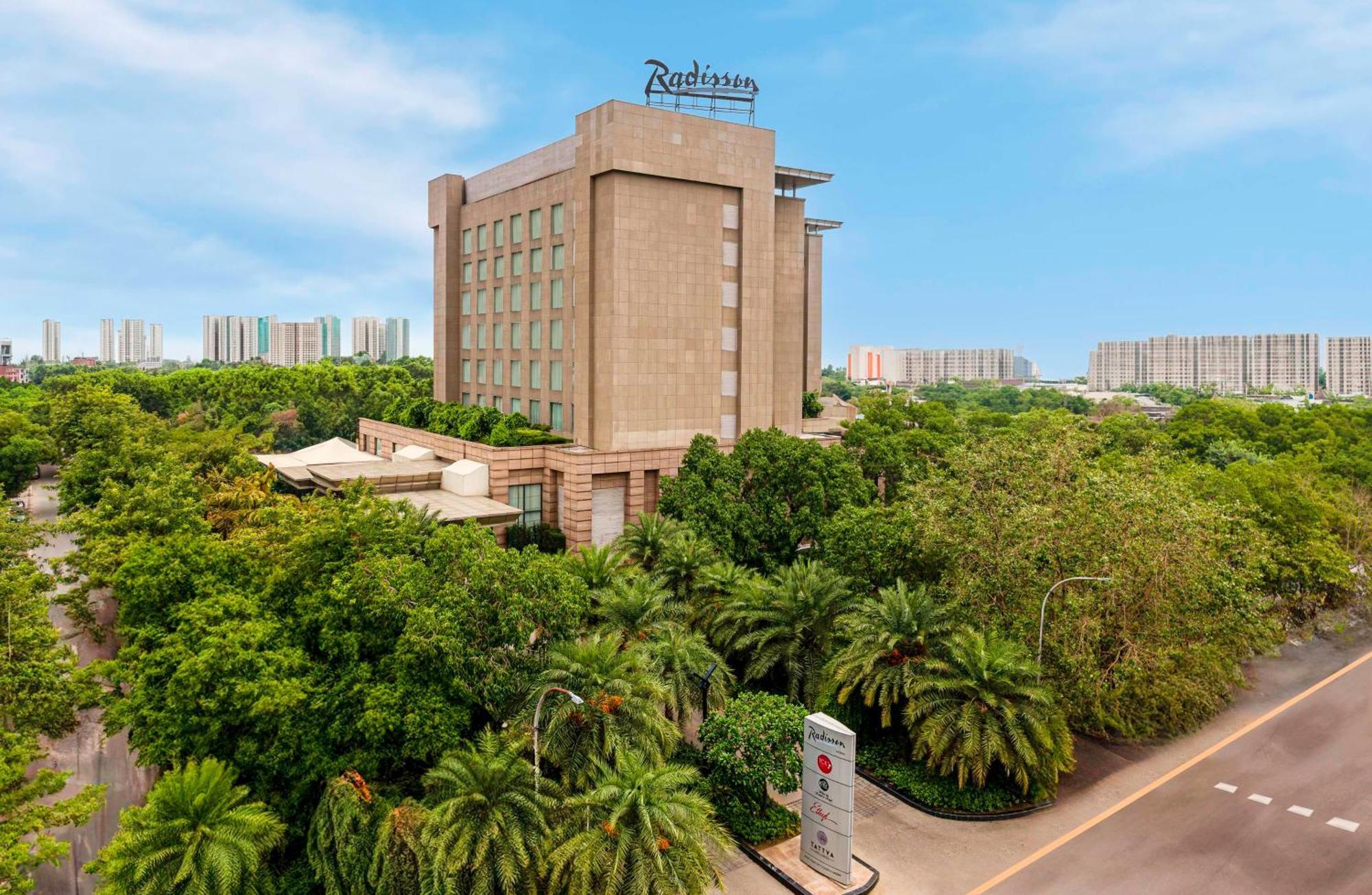 Radisson Noida Ξενοδοχείο Εξωτερικό φωτογραφία