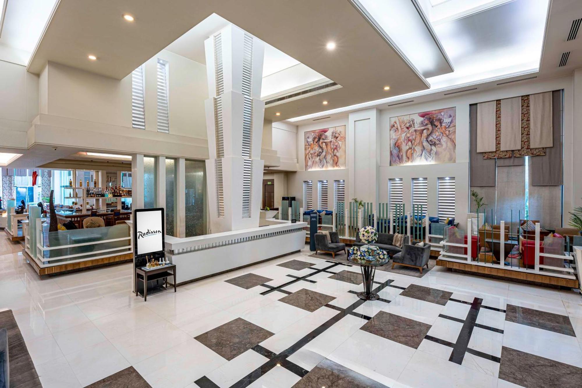 Radisson Noida Ξενοδοχείο Εξωτερικό φωτογραφία