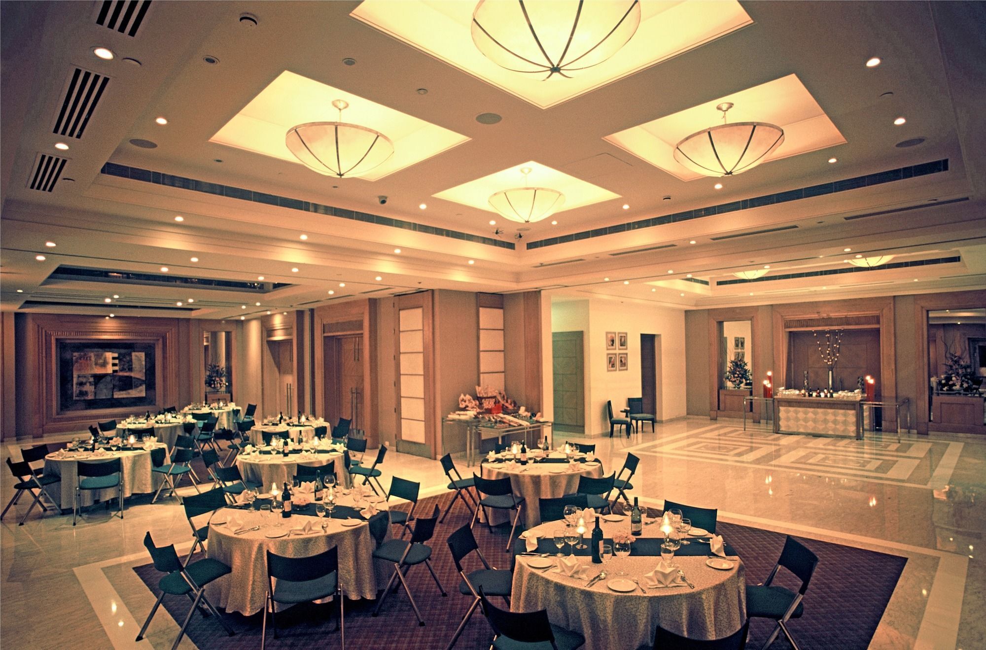 Radisson Noida Ξενοδοχείο Εστιατόριο φωτογραφία