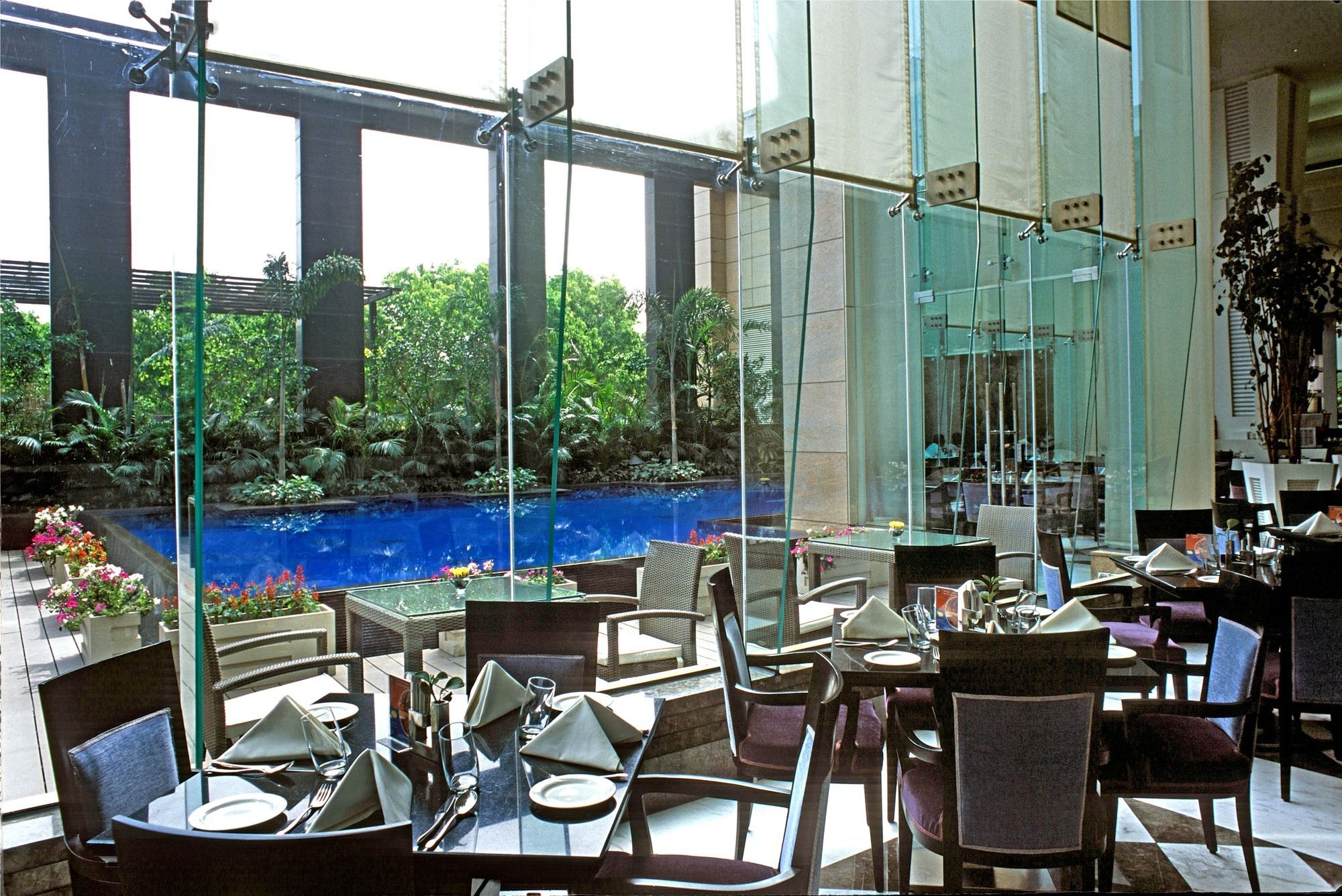 Radisson Noida Ξενοδοχείο Εξωτερικό φωτογραφία